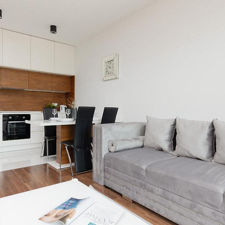 Glamorous Wilanow Apartment By Renters Warszawa Eksteriør billede
