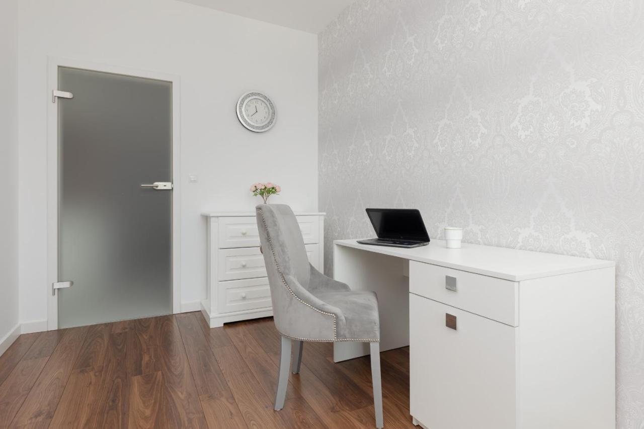 Glamorous Wilanow Apartment By Renters Warszawa Eksteriør billede